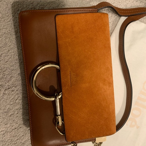 Authentic Chloe small Faye bag, Tan, with dust bag and ID card - Picture 2 of 7